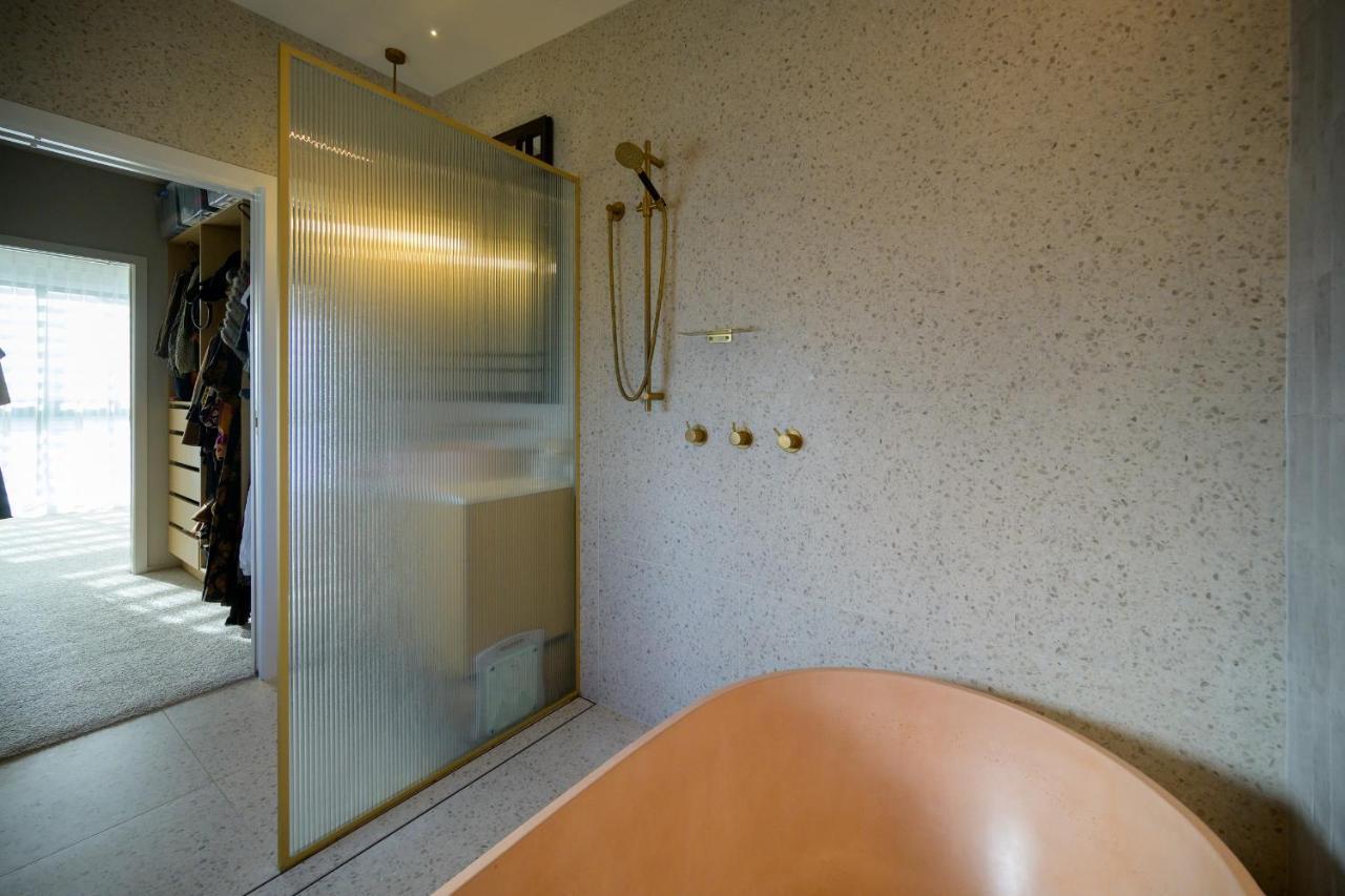 Downtown Mount Maunganui Apartment Bagian luar foto