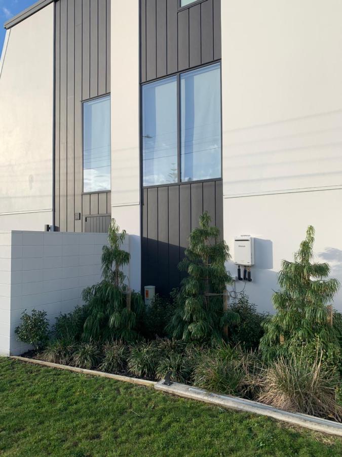 Downtown Mount Maunganui Apartment Bagian luar foto